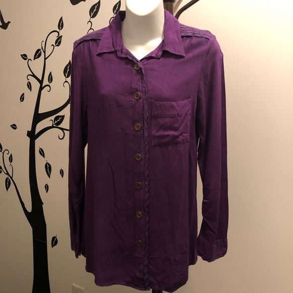 Studio West Tops - Studio West Apparel Eggplant Button Up Shirt